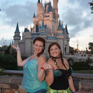 Meet your Posher, Alison